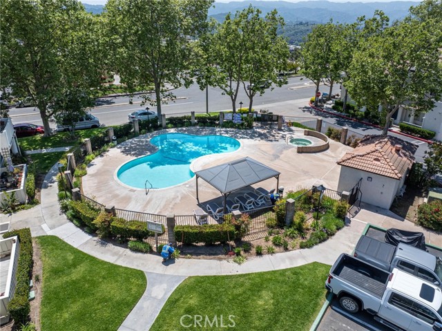 Detail Gallery Image 31 of 34 For 24450 Leonard Tree Ln #202,  Newhall,  CA 91321 - 2 Beds | 2 Baths