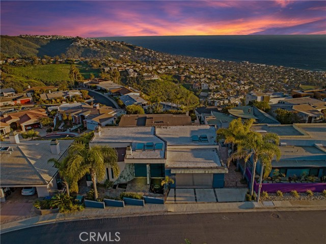 1465 Pacific Ave, Laguna Beach, CA 92651