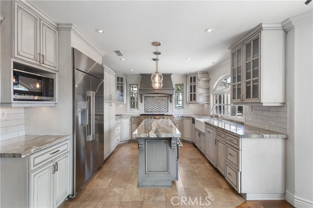 Detail Gallery Image 16 of 41 For 29665 Meadowmist, Agoura Hills,  CA 91301 - 5 Beds | 5 Baths