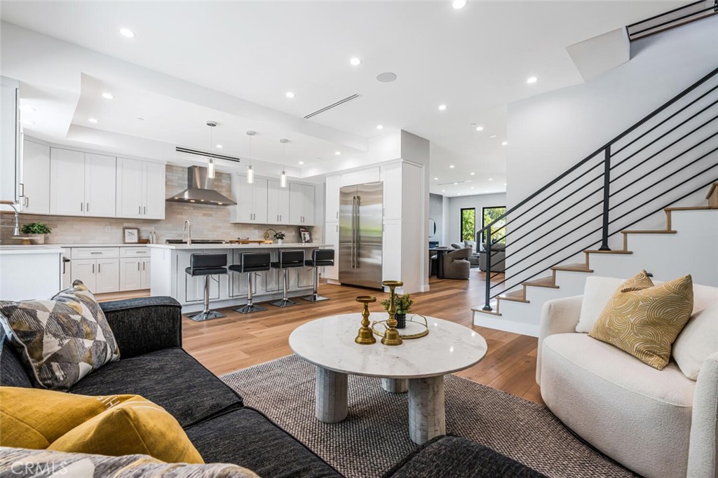 251 S Griffith Park DriveBurbank image #21