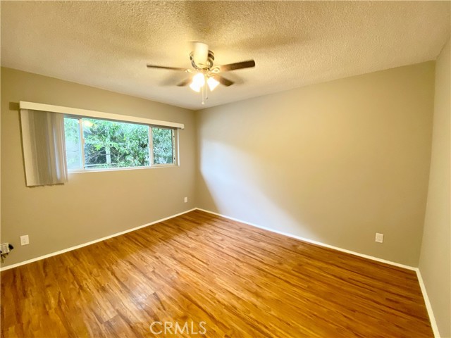 Detail Gallery Image 7 of 12 For 3335 Triangle Pl #6,  Glendale,  CA 91208 - 1 Beds | 1 Baths