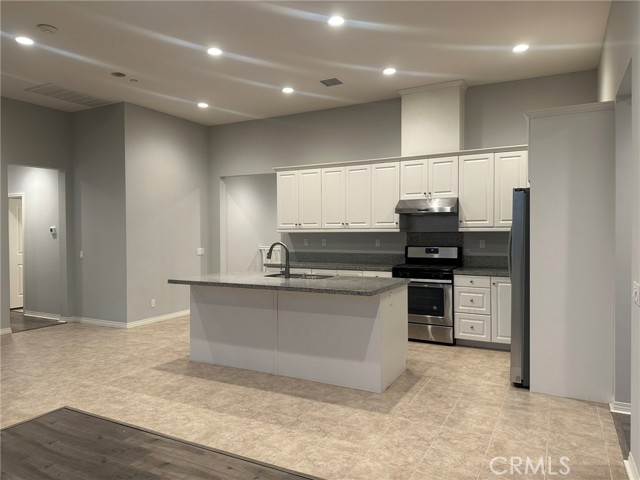 Detail Gallery Image 10 of 15 For 88 Parkwood, Irvine,  CA 92620 - 3 Beds | 2 Baths