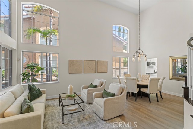 74 Monserrat Place, Lake Forest CA: https://media.crmls.org/medias/5710266d-c0c7-4178-a65a-628b30b56ee6.jpg