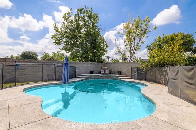 7209 Copper Creek Way, Bakersfield CA: https://media.crmls.org/medias/571051f5-1ae6-46c1-b9b1-06b998c4ffda.jpg