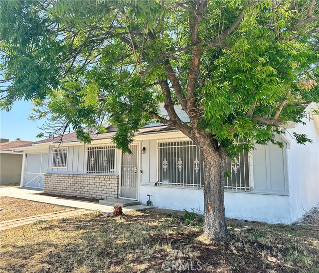 1185 Sapphire Place, Hemet CA: https://media.crmls.org/medias/5710f452-e49f-4921-9026-c991e35bfac1.jpg