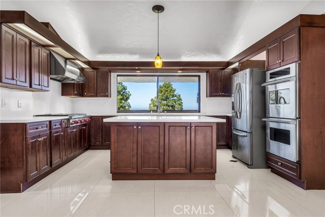 1808 Via Coronel, Palos Verdes Estates CA: https://media.crmls.org/medias/5711947d-5fdc-49ca-9730-7f41f0eaec8e.jpg