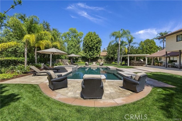 Detail Gallery Image 12 of 59 For 1623 Northhampton Dr, Riverside,  CA 92506 - 4 Beds | 3/1 Baths