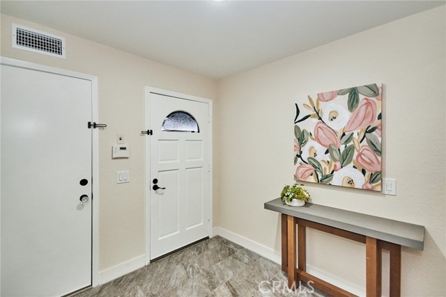 Detail Gallery Image 39 of 46 For 950 S Rim Crest Dr, Anaheim Hills,  CA 92807 - 2 Beds | 2/1 Baths