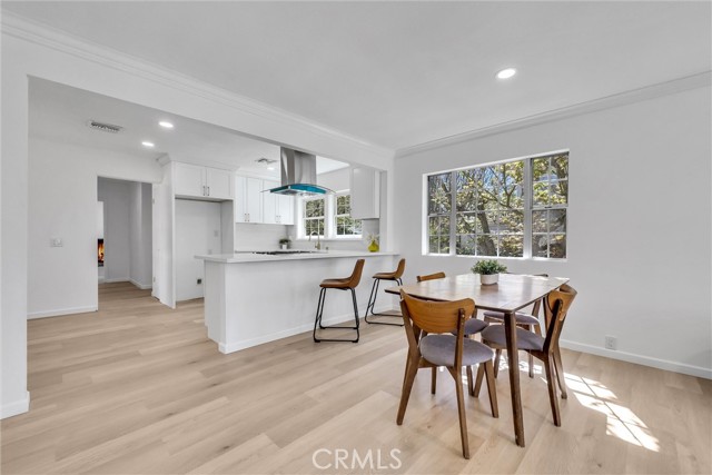 Detail Gallery Image 8 of 46 For 527 W Palm, Redlands,  CA 92373 - 5 Beds | 3 Baths