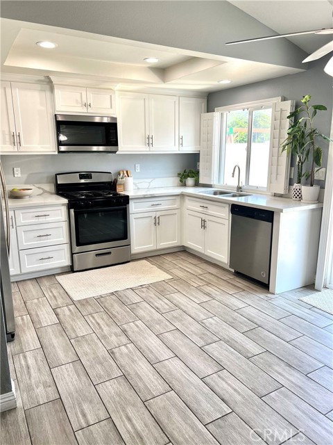 Image 4 of 18 For 25291 Maxy Drive