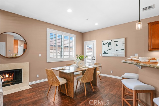 Image 6 of 33 For 8643 Belmont