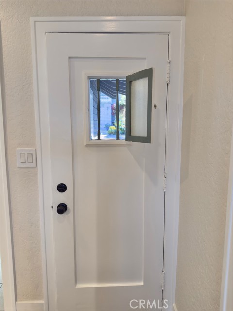 Detail Gallery Image 8 of 38 For 162 Sunset Terrace, Laguna Beach,  CA 92651 - 4 Beds | 2 Baths