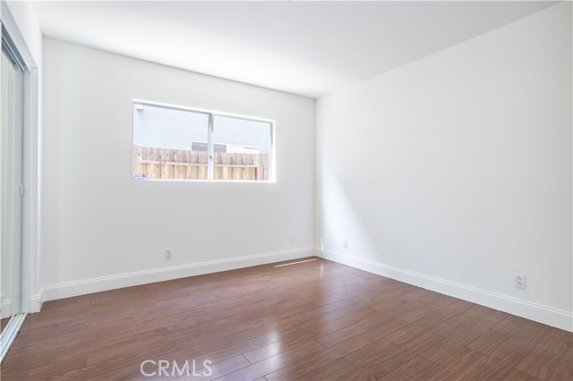 Detail Gallery Image 32 of 34 For 9155 Noble, North Hills,  CA 91343 - 4 Beds | 3 Baths