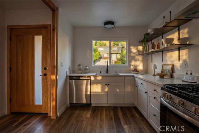 Image 6 of 47 For 5141 Don Pio Drive