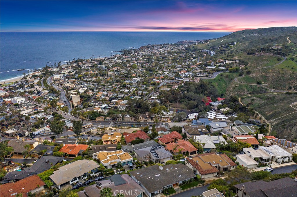 57182e0f A2b6 4053 912f 0d060b4b1304