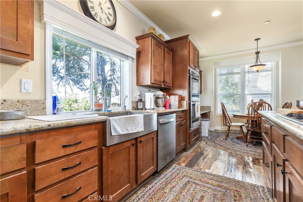 2023 Twelve Oaks Drive