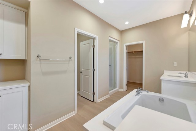 Detail Gallery Image 45 of 51 For 114 Chestnut Gv, Irvine,  CA 92620 - 4 Beds | 3 Baths