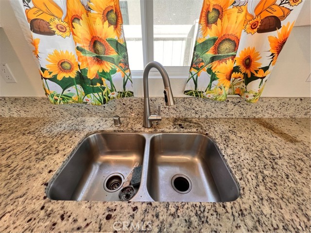 13876 Vantage Street, Moreno Valley CA: https://media.crmls.org/medias/571a804e-ecf5-403c-a801-270e8f0ad72e.jpg
