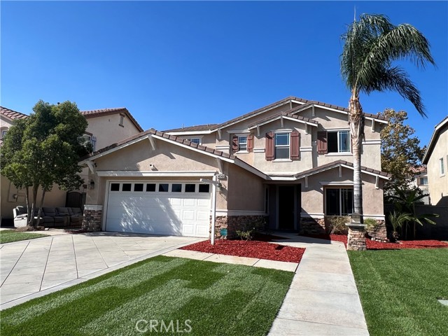 Detail Gallery Image 2 of 17 For 14948 Cory Pl, Fontana,  CA 92336 - 4 Beds | 2/1 Baths