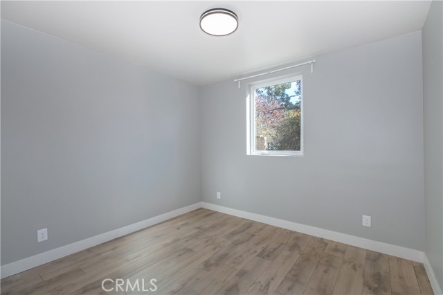 Detail Gallery Image 8 of 10 For 13056 Aztec St #1/2,  Sylmar,  CA 91342 - 2 Beds | 1/1 Baths