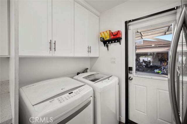 Detail Gallery Image 14 of 50 For 2072 Redondo Beach Bld, Torrance,  CA 90504 - 3 Beds | 2 Baths