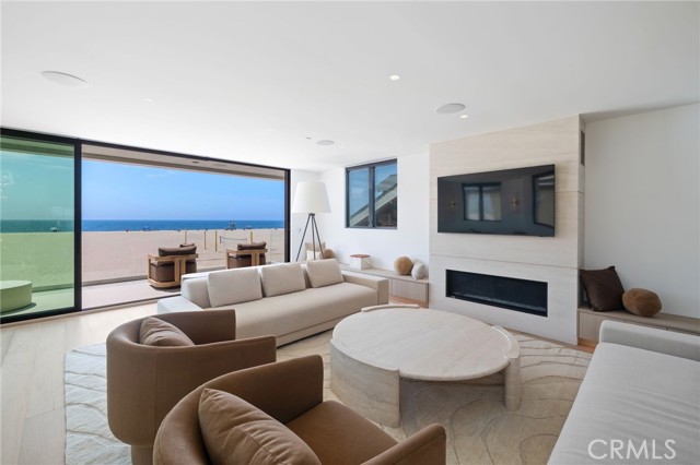 Detail Gallery Image 9 of 75 For 12 the Strand, Hermosa Beach,  CA 90254 - 4 Beds | 5 Baths