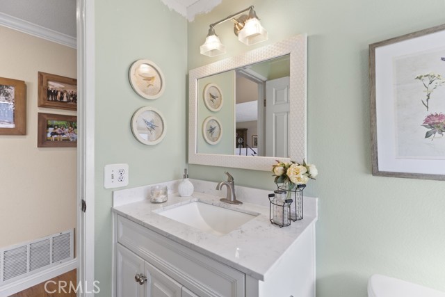 Image 18 of 49 For 6929 Sherwood Drive