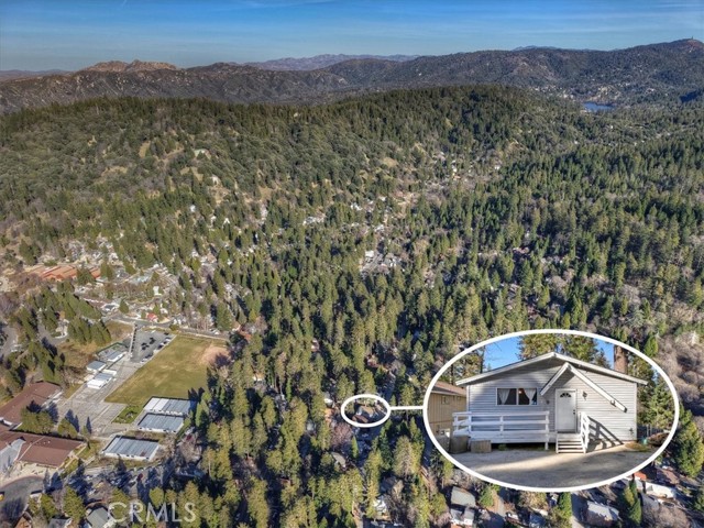 Detail Gallery Image 4 of 42 For 22868 Laurel, Crestline,  CA 92325 - 3 Beds | 2 Baths