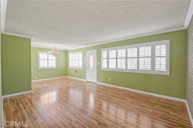 Detail Gallery Image 7 of 36 For 2202 W 153rd St, Compton,  CA 90220 - 4 Beds | 2/1 Baths