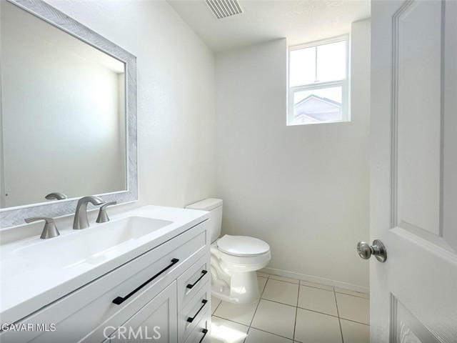 Detail Gallery Image 38 of 46 For 6727 Miramar, Palmdale,  CA 93551 - 5 Beds | 2/1 Baths
