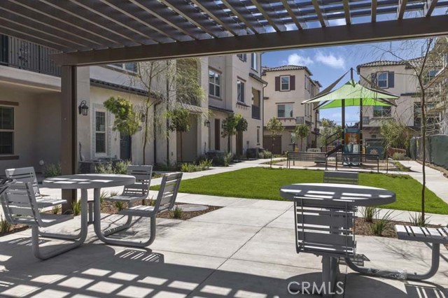 12247 Elliott Avenue, El Monte CA: https://media.crmls.org/medias/571fc0d0-0da5-4a35-863a-7219d8ebd674.jpg