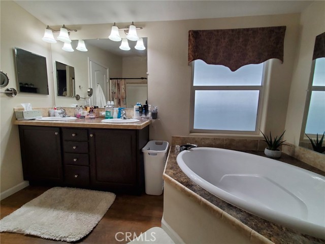 Detail Gallery Image 15 of 23 For 30000 Sand Canyon Rd #20,  Canyon Country,  CA 91387 - 3 Beds | 2 Baths