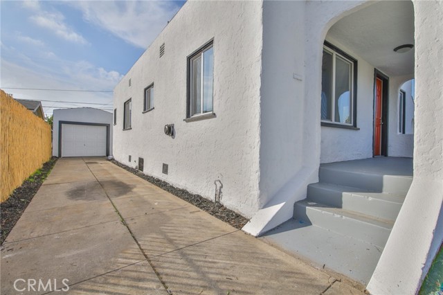 Detail Gallery Image 26 of 41 For 946 E 104th, Los Angeles,  CA 90002 - 3 Beds | 2 Baths