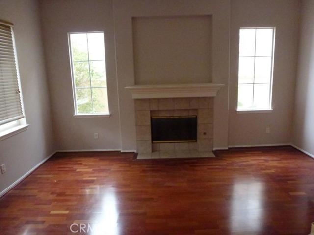 23261 Castle Rock, Mission Viejo CA: https://media.crmls.org/medias/57215598-b491-4e0a-95f4-a96909ad3dec.jpg