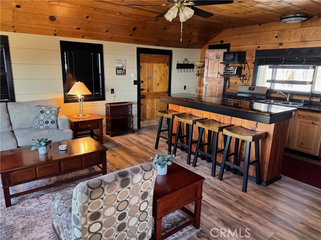 Detail Gallery Image 24 of 38 For 24998 Ocean View Dr, Crestline,  CA 92325 - 1 Beds | 1 Baths
