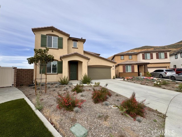 Detail Gallery Image 3 of 44 For 19401 Brush Creek Ave, Lake Elsinore,  CA 92532 - 4 Beds | 3 Baths