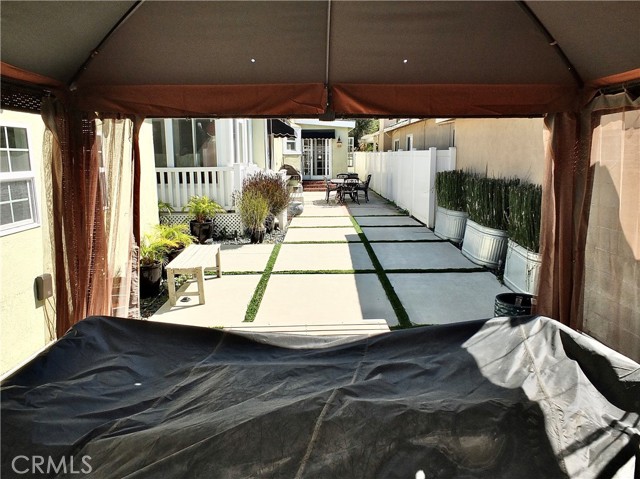 833 Terraine Avenue, Long Beach CA: https://media.crmls.org/medias/5721de25-c588-410e-b231-9d016a833a9e.jpg