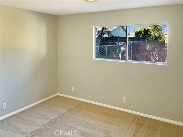 Detail Gallery Image 5 of 22 For 723 S Miramar Ave, San Jacinto,  CA 92583 - 3 Beds | 2 Baths