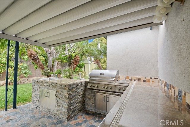 Detail Gallery Image 30 of 37 For 801 S Roanne, Anaheim,  CA 92804 - 4 Beds | 2 Baths