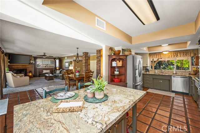 Detail Gallery Image 16 of 46 For 1431 La Colina Dr, Tustin,  CA 92780 - 3 Beds | 2 Baths