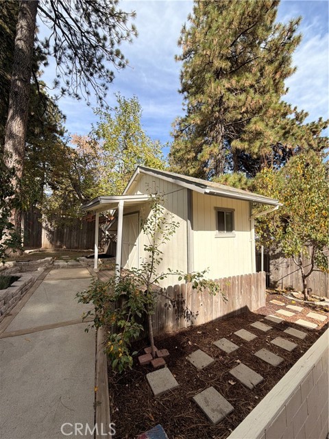 Detail Gallery Image 21 of 28 For 31014 Glen Oak Dr, Running Springs,  CA 92382 - 2 Beds | 1 Baths