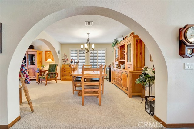 433 Fairway Drive, Palmdale CA: https://media.crmls.org/medias/57239b89-64db-4f91-894e-f519b2c46576.jpg