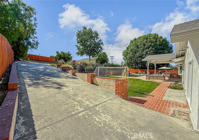 843 Encino Vista Drive, Thousand Oaks CA: https://media.crmls.org/medias/5723a3d4-0bca-4ac3-b7cc-4282a511446c.jpg