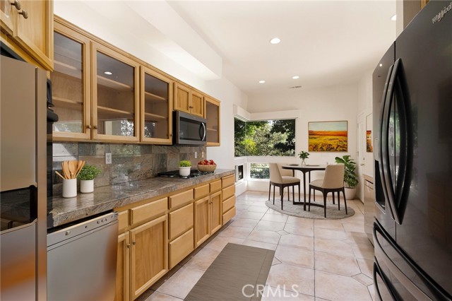 Detail Gallery Image 19 of 75 For 3185 via Casita Pl, Chico,  CA 95928 - 3 Beds | 3/1 Baths