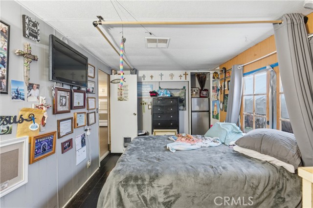 3753 East Ave. I, Lancaster CA: https://media.crmls.org/medias/57240e83-af5b-4987-a987-ddbd119d3b50.jpg