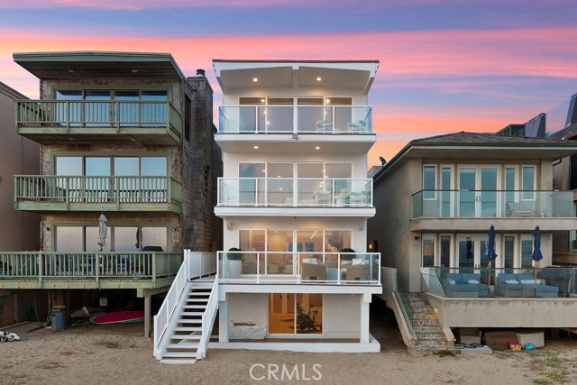 105 A Surfside Avenue, Surfside CA: https://media.crmls.org/medias/572413d2-72e0-48c2-bf83-3d8ef890c8ae.jpg