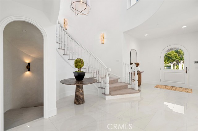 Detail Gallery Image 4 of 70 For 15 Shoreline, Newport Coast,  CA 92657 - 5 Beds | 4/1 Baths