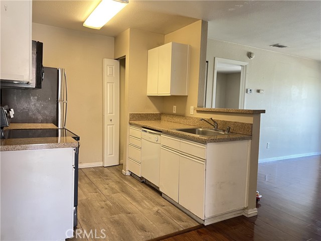 Detail Gallery Image 3 of 14 For 1265 Kendall Dr #1712,  San Bernardino,  CA 92407 - 2 Beds | 2 Baths