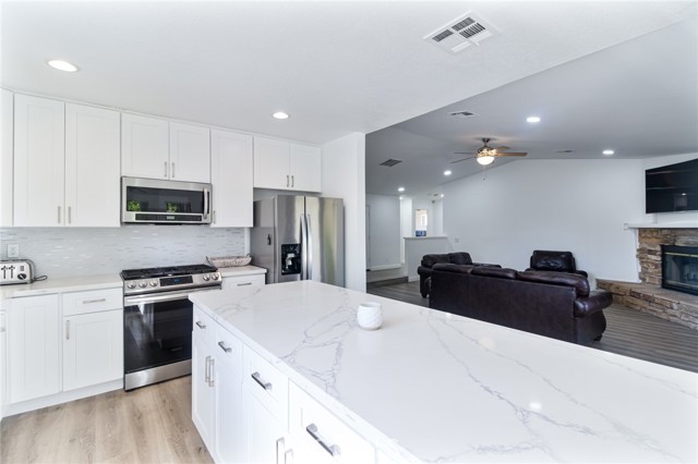 Detail Gallery Image 16 of 28 For 64109 Doral, Desert Hot Springs,  CA 92240 - 3 Beds | 2 Baths