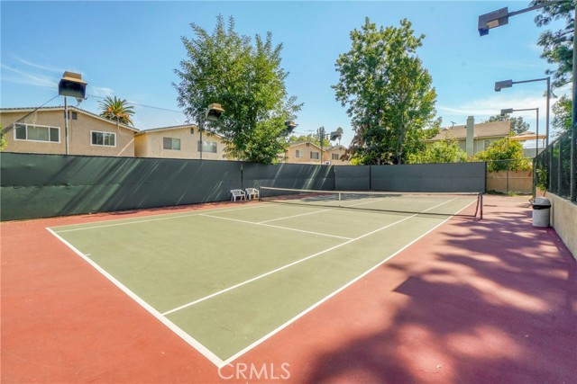 18730 Hatteras Street, Tarzana CA: https://media.crmls.org/medias/572544c1-64f9-44ca-96d3-4c1212e7413b.jpg